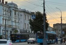 Де у Вінниці 18 серпня не буде води, гарячої води та світла: перелік адрес