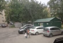 Вінничан закликають не блокувати під’їзд до сміттєвих контейнерів автівками