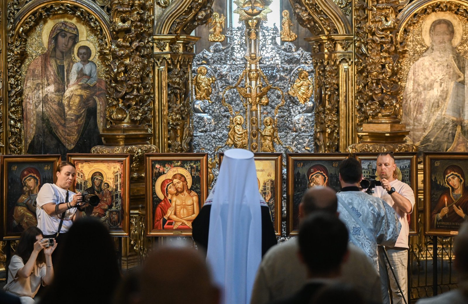 Вінничани започаткували міжнародний проєкт духовної дипломатії України під духовним проводом Митрополита Епіфанія