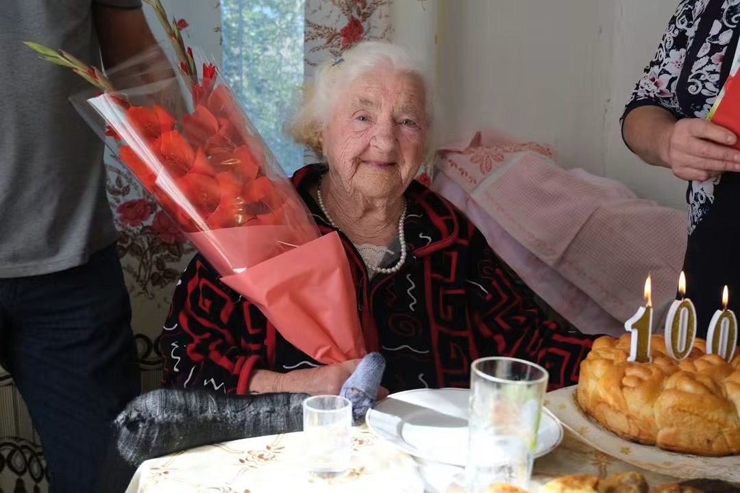 У Липовецькій громаді мешканка відзначила 101-й день народження