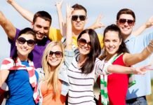 Сьогодні в Україні відзначають День молоді