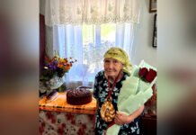 7 онуків, 11 правнуків і праправнук: довгожителька Вінниччини Ніна Матяш відсвяткувала 90-річний ювілей