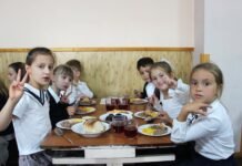 Без зайвої солі та цукру: чим годують школярів у вінницькому ліцеї №4