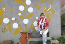 «Мальована хата»: на Вінниччині проходить мистецький симпозіум народного малярства