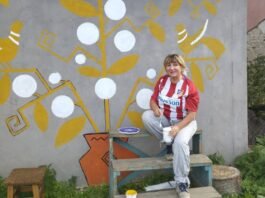 «Мальована хата»: на Вінниччині проходить мистецький симпозіум народного малярства