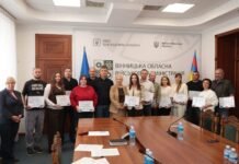 Гроші на обладнання, енергостійкість і розвиток: 13 бізнесів Вінниччини отримали підтримку