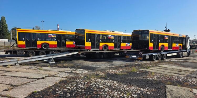 До Вінниці вирушили перші автобуси з міста-побратима Кельце