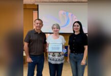 Пенсіонерка з Вінниці отримала грант і відкриє гурток в’язання для ВПО та старших людей
