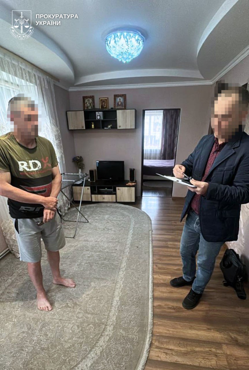 Махінації на 400 тисяч гривень: у Вінниці викрили схему фіктивного працевлаштування...