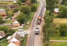 Дороги Вінниччини ремонтують у 10 громадах: де вже ліквідували вибоїни