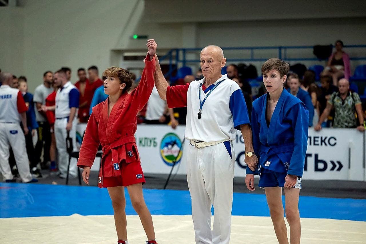 Вінницькі самбісти вибороли чотири путівки на чемпіонат світу та здобули командне...
