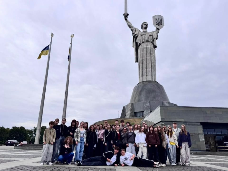 Відпочинок, нові друзі та розвиток: 132 дитини з Вінниччини побували в...