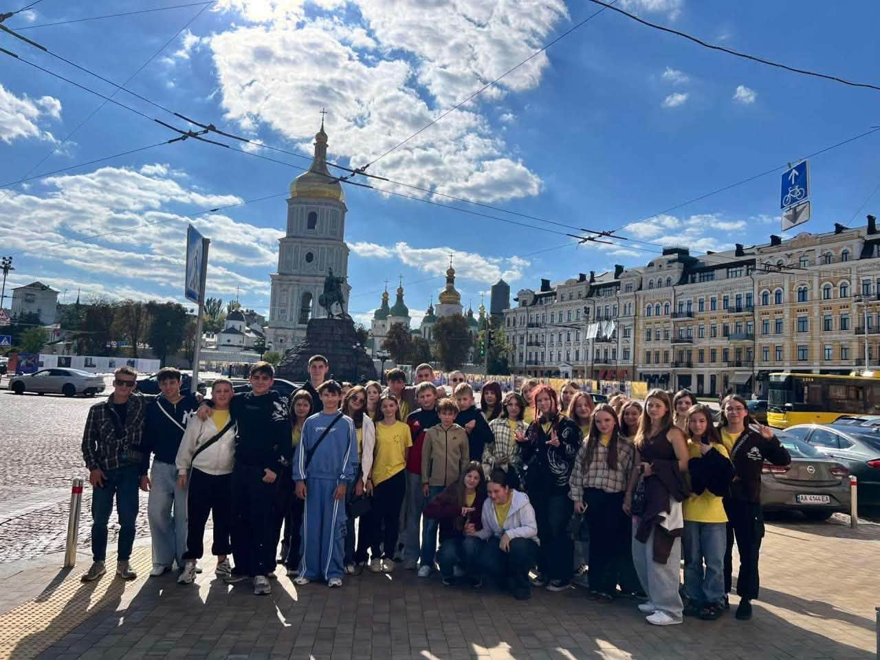 Відпочинок, нові друзі та розвиток: 132 дитини з Вінниччини побували в...