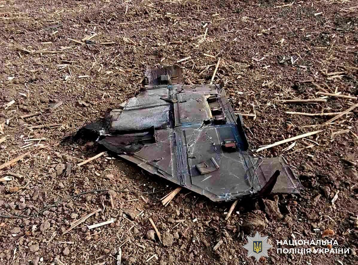 Поліція Вінниччини застерігає: уламки збитих дронів «Герань» можуть містити нездетоновані бойові...