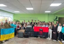 Вінницький ліцей передав бійцям «Червоної Калини» генератори та зарядні станції