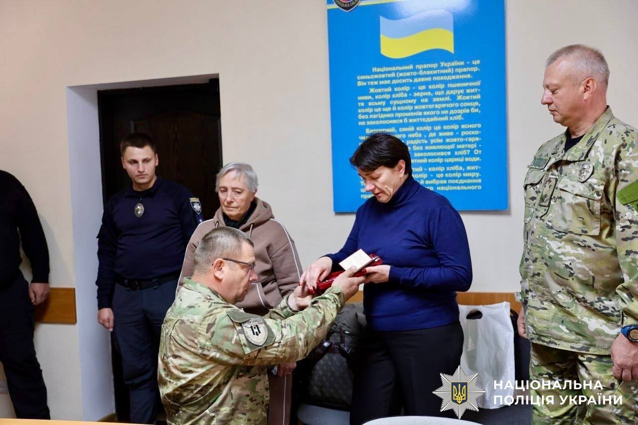 Ордени «За мужність» отримали родини двох полеглих бійців бригади «Лють» на...
