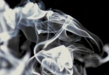 На Вінниччині 84-річну жінку госпіталізували у важкому стані через отруєння чадним газом