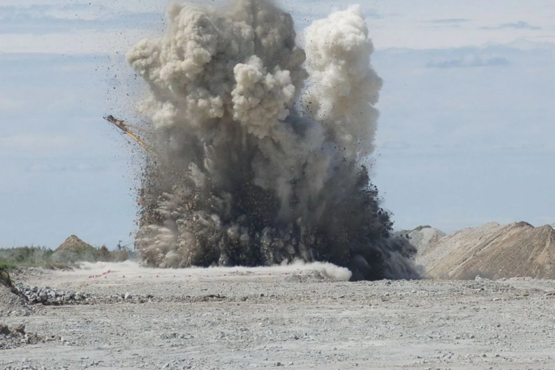 На Вінниччині 2 жовтня пролунають вибухи: де та коли проводитимуть роботи